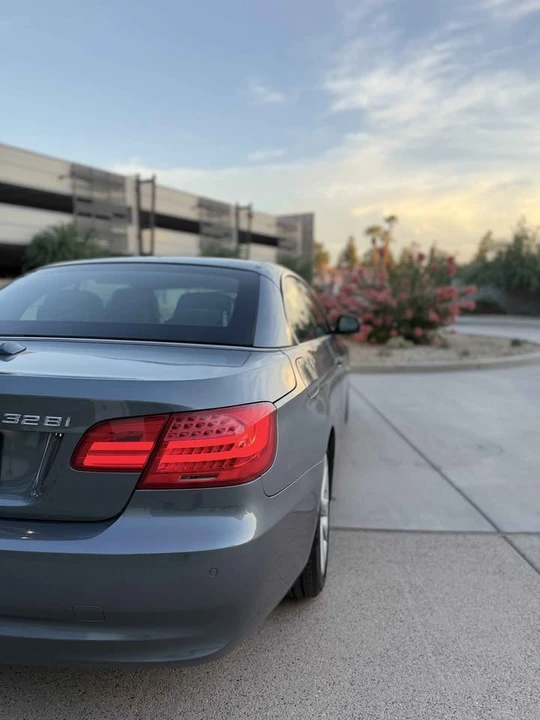 2011 BMW E93 3 Series Convertible - Image 12 of 19