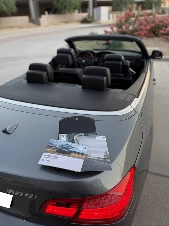 2011 BMW E93 3 Series Convertible - Image 14 of 19