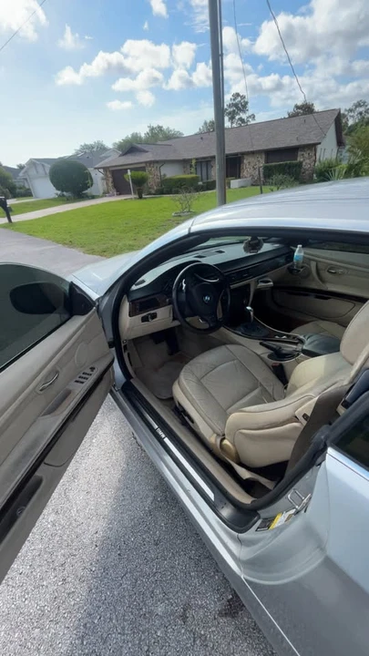 2011 BMW E93 3 Series Convertible - Image 13 of 13