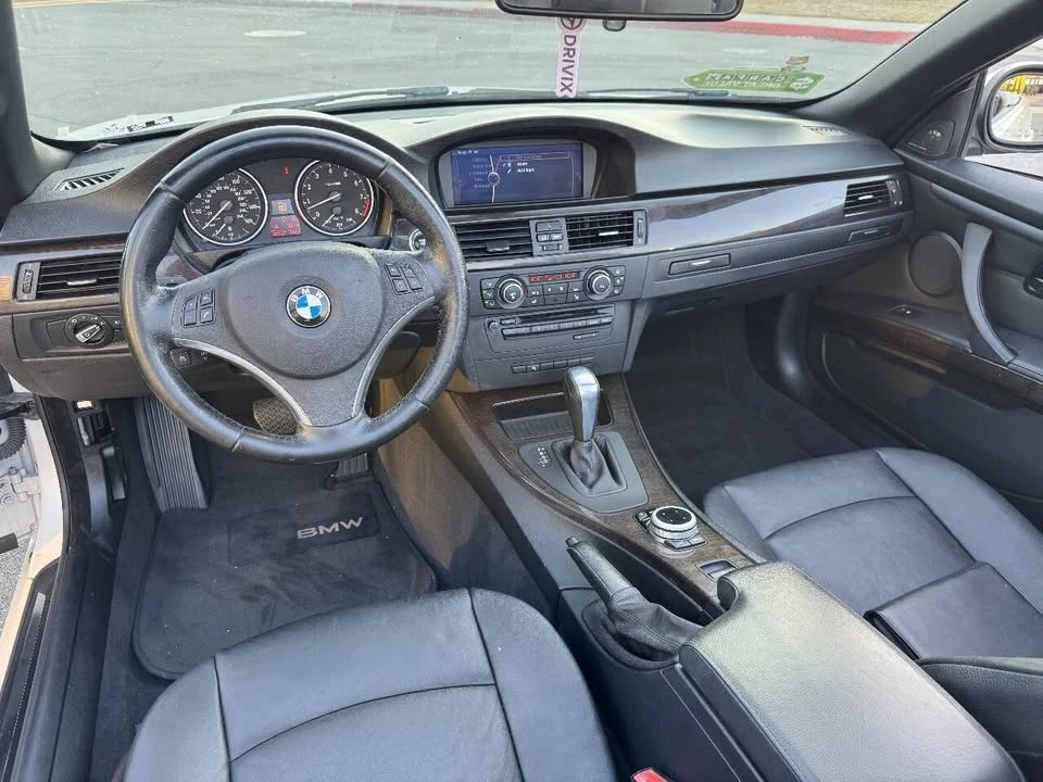 2011 BMW E93 3 Series Convertible - Image 11 of 15