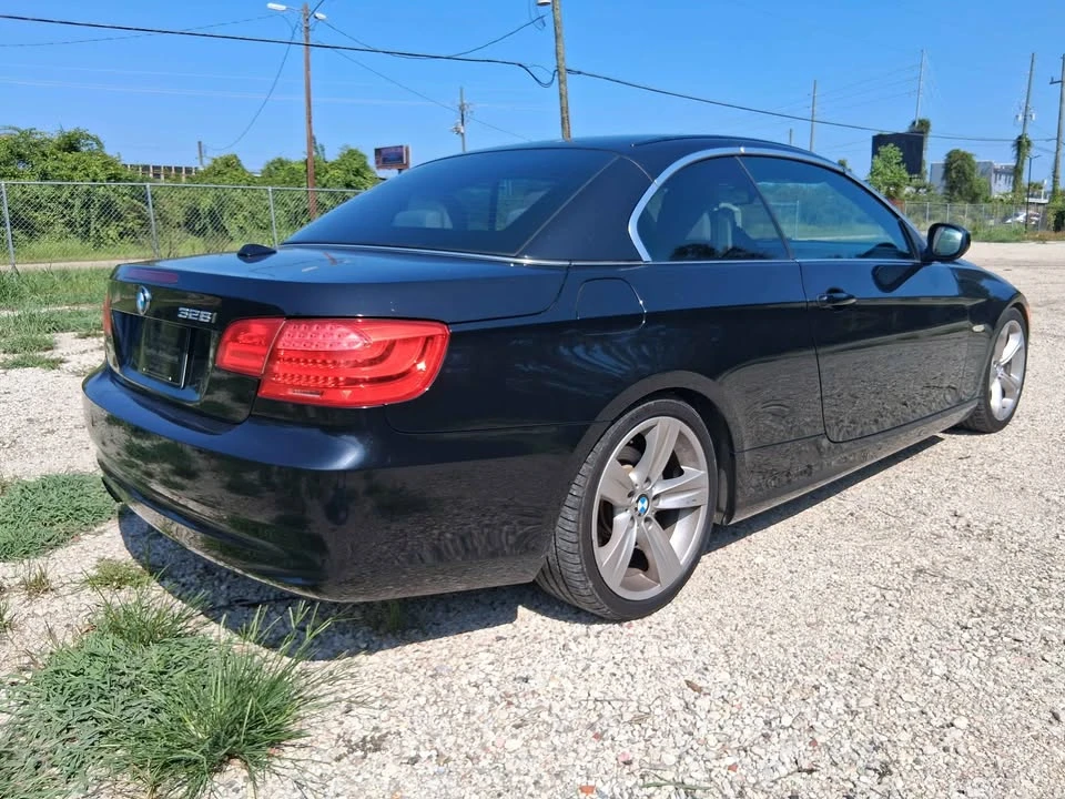 2011 BMW E93 3 Series Convertible - Image 8 of 15