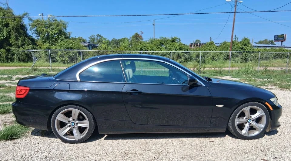 2011 BMW E93 3 Series Convertible - Image 7 of 15