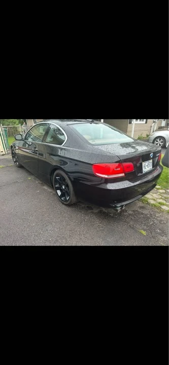 2011 BMW E93 3 Series Convertible - Image 2 of 5