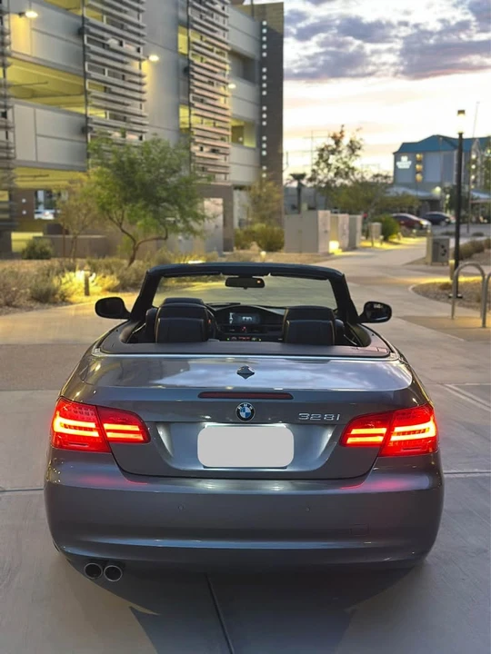 2011 BMW E93 3 Series Convertible - Image 14 of 18