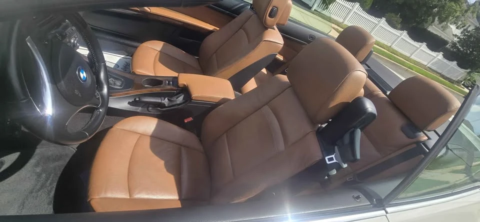 2011 BMW E93 3 Series Convertible - Image 5 of 8