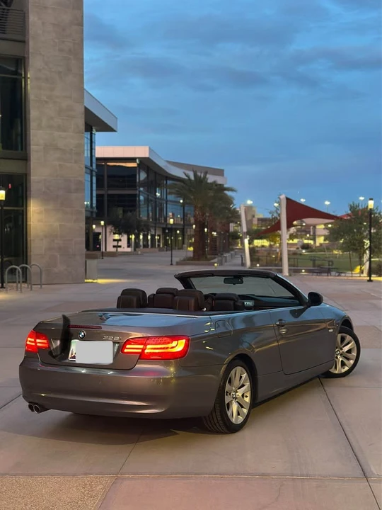 2011 BMW E93 3 Series Convertible - Image 5 of 18