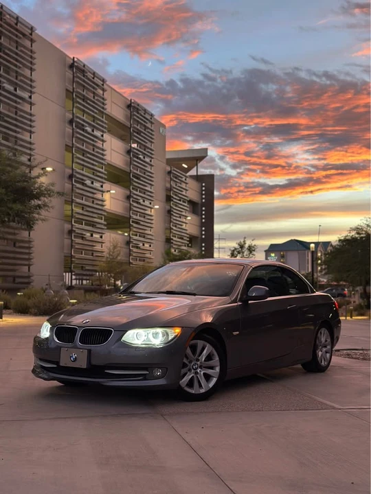 2011 BMW E93 3 Series Convertible - Image 2 of 18