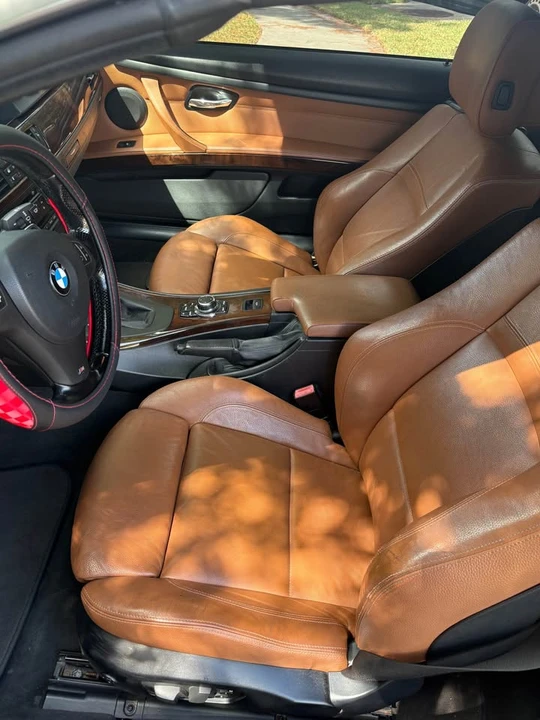 2011 BMW E93 3 Series Convertible - Image 9 of 20