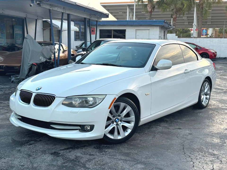 2011 BMW E93 3 Series Convertible - Image 2 of 12