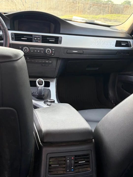 2011 BMW E92 3 Series Coupe - Image 7 of 8