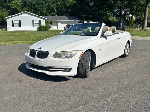 2011 BMW 3 Series 328i Coupe 2D