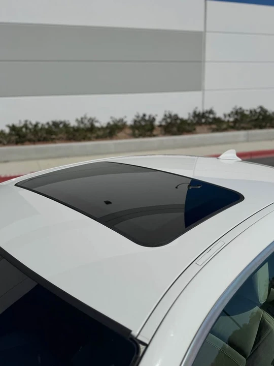2011 BMW E92 3 Series Coupe - Image 8 of 9