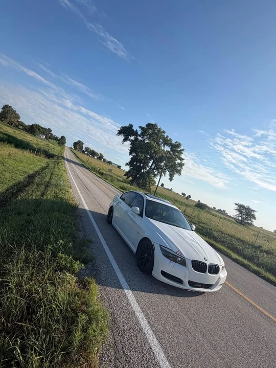 2011 BMW E92 3 Series Coupe - Image 3 of 5