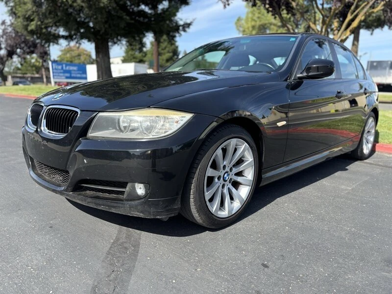 2011 BMW E90 3 Series Sedan - Image 7 of 20