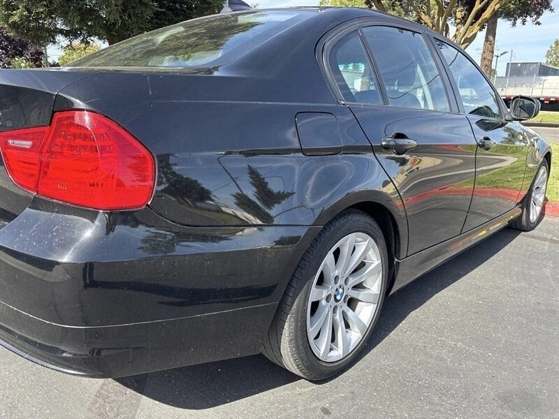 2011 BMW E90 3 Series Sedan - Image 12 of 20
