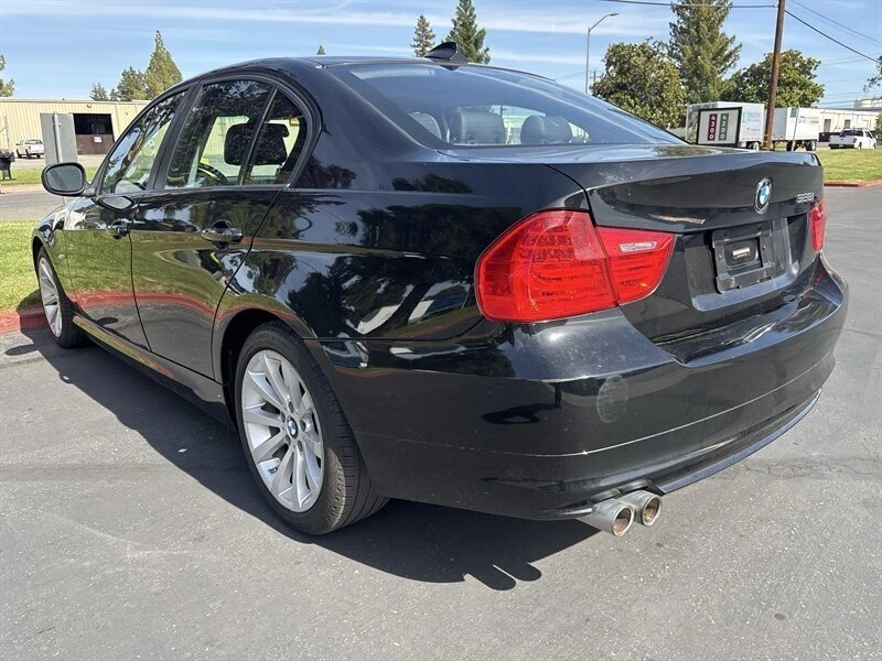 2011 BMW E90 3 Series Sedan - Image 9 of 20