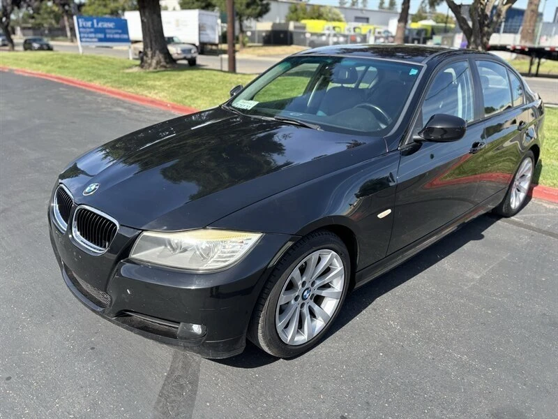 2011 BMW E90 3 Series Sedan - Image 6 of 20