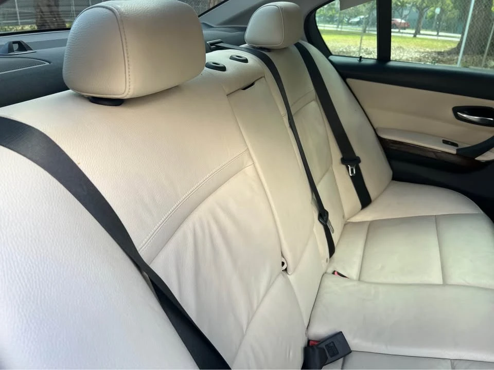 2011 BMW E90 3 Series Sedan - Image 18 of 20