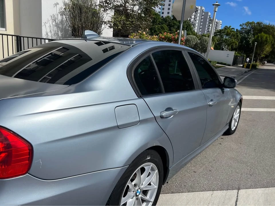 2011 BMW E90 3 Series Sedan - Image 10 of 20