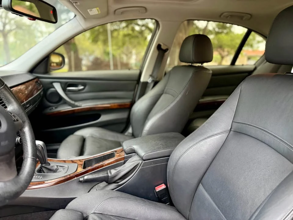 2011 BMW E90 3 Series Sedan - Image 13 of 13