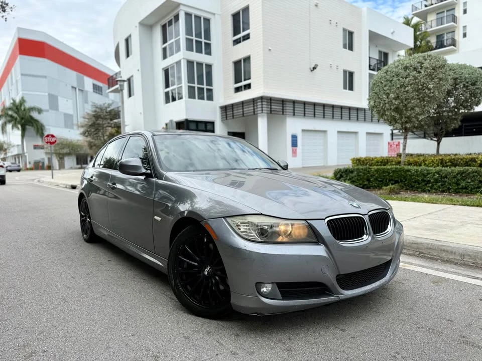 2011 BMW E90 3 Series Sedan - Image 2 of 13