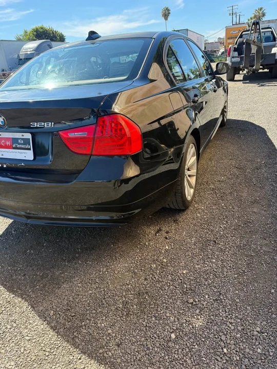 2011 BMW E90 3 Series Sedan - Image 9 of 18