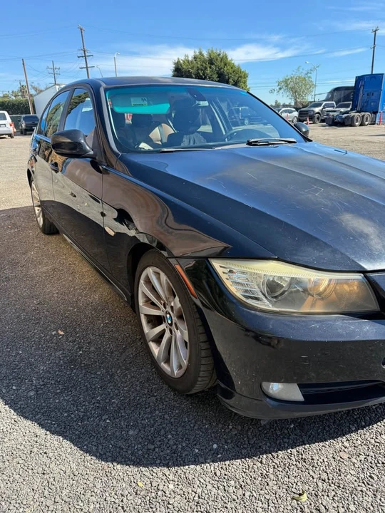 2011 BMW E90 3 Series Sedan - Image 6 of 18
