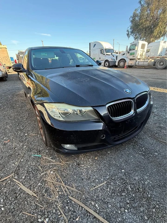 2011 BMW E90 3 Series Sedan - Image 4 of 18