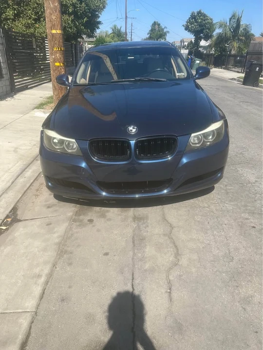 2011 BMW E90 3 Series Sedan - Image 2 of 17