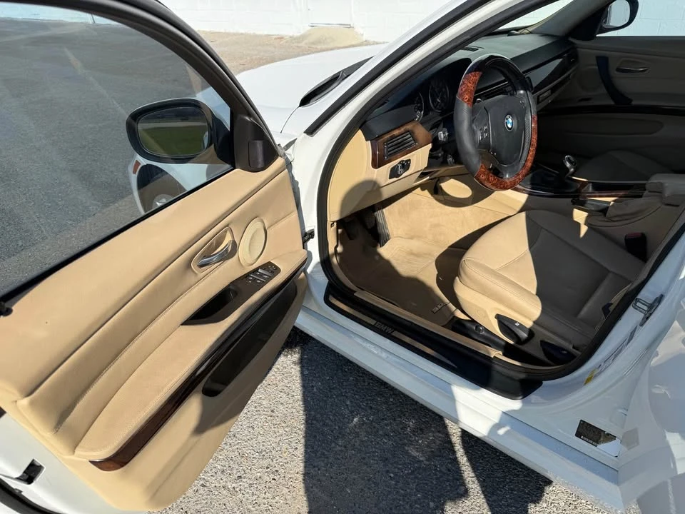 2011 BMW E90 3 Series Sedan - Image 9 of 20