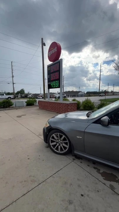 2011 BMW E90 3 Series Sedan - Image 11 of 18