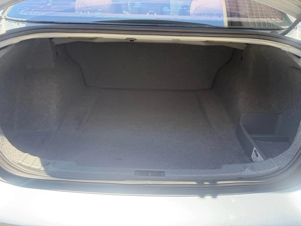 2011 BMW E90 3 Series Sedan - Image 7 of 7