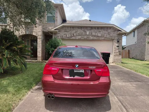 2011 BMW 3 Series 328i Sedan 4D