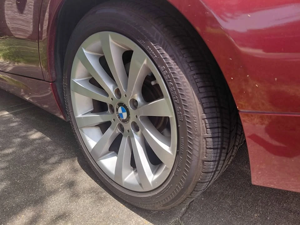 2011 BMW E90 3 Series Sedan - Image 9 of 20