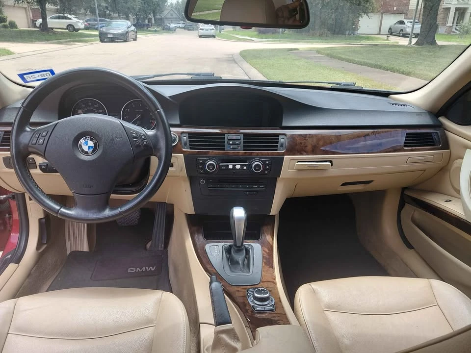 2011 BMW E90 3 Series Sedan - Image 14 of 20