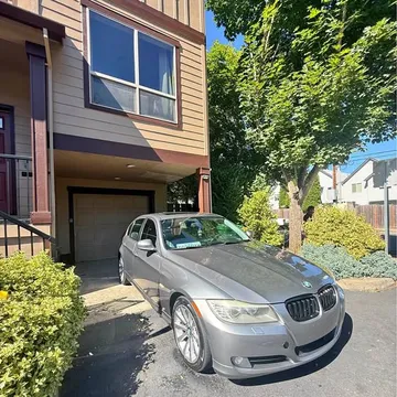 2011 BMW 3 Series 328i Sedan
