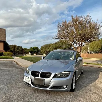 2011 BMW 3 Series 328i xDrive Sedan