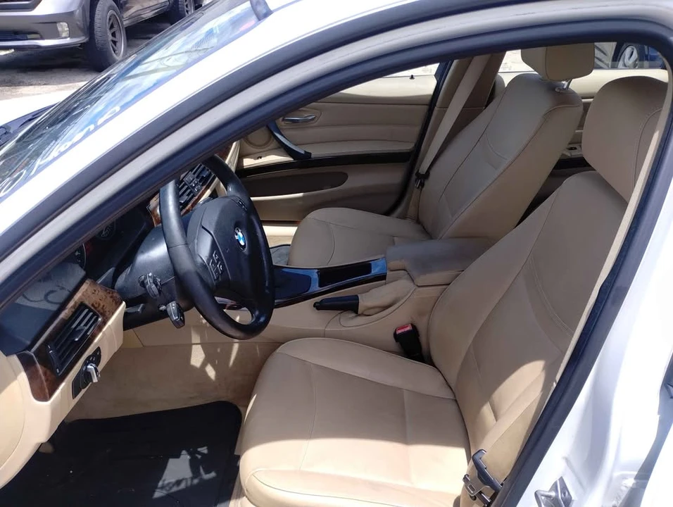 2011 BMW E90 3 Series Sedan - Image 12 of 19