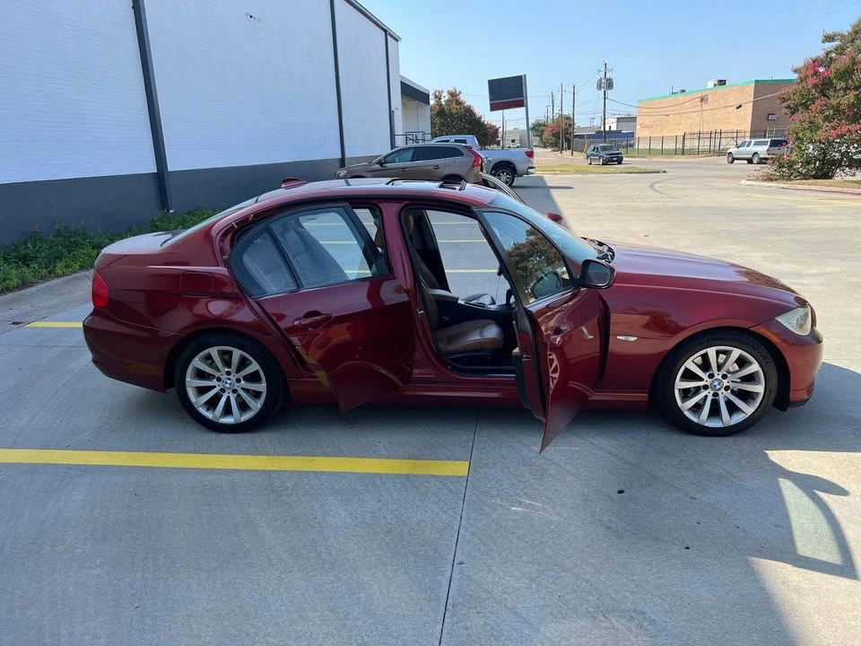 2011 BMW E90 3 Series Sedan - Image 11 of 13