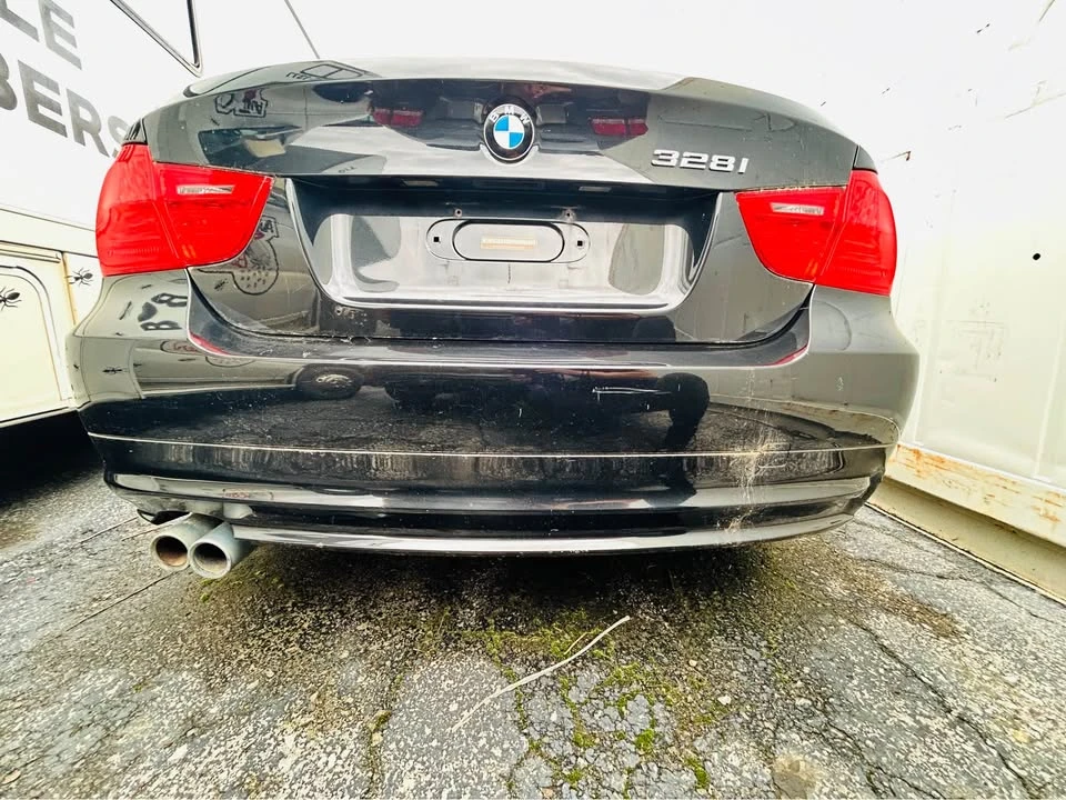 2011 BMW E90 3 Series Sedan - Image 2 of 18