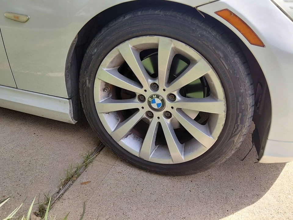 2011 BMW E90 3 Series Sedan - Image 12 of 14