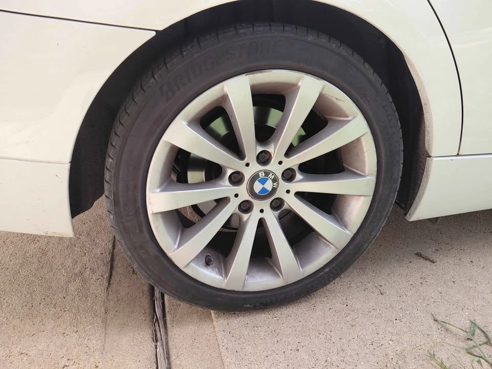 2011 BMW E90 3 Series Sedan - Image 7 of 14