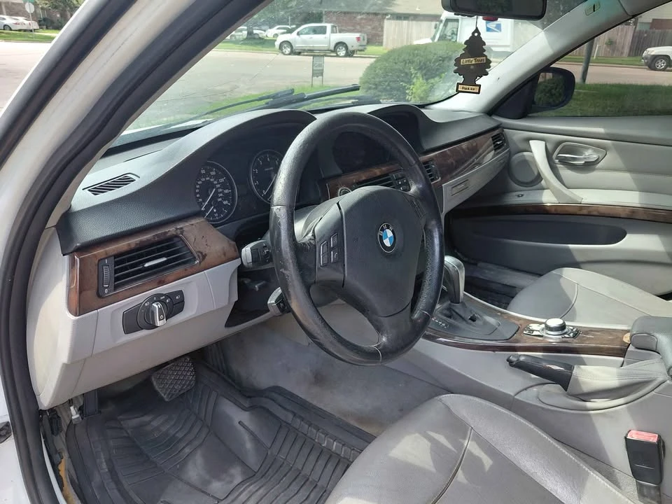2011 BMW E90 3 Series Sedan - Image 6 of 14