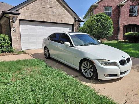 2011 BMW 3 Series 328i Sedan