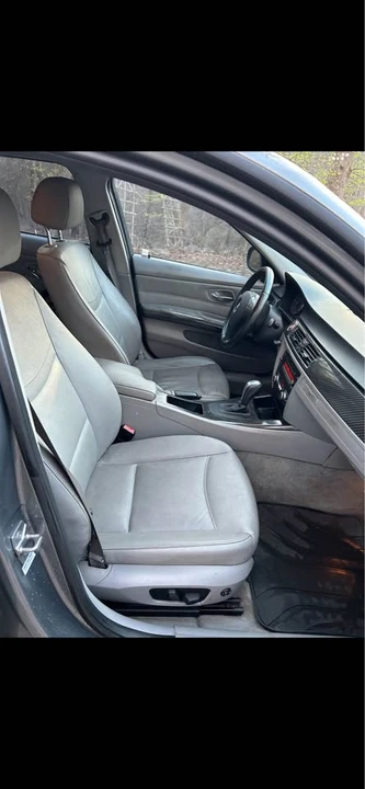 2011 BMW E90 3 Series Sedan - Image 7 of 9