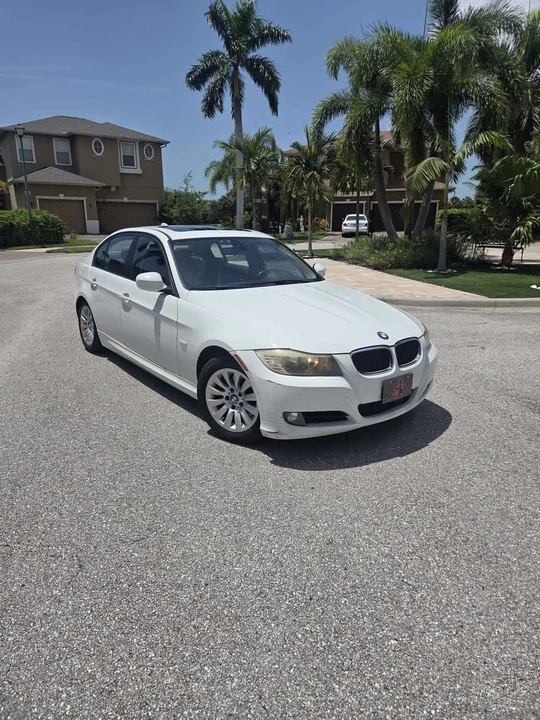 2011 BMW E90 3 Series Sedan - Image 2 of 8
