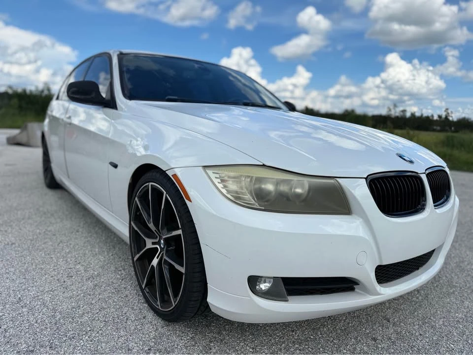 2011 BMW E90 3 Series Sedan - Image 3 of 9