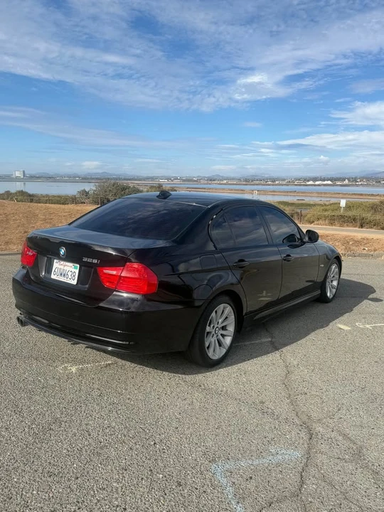 2011 BMW E90 3 Series Sedan - Image 6 of 12