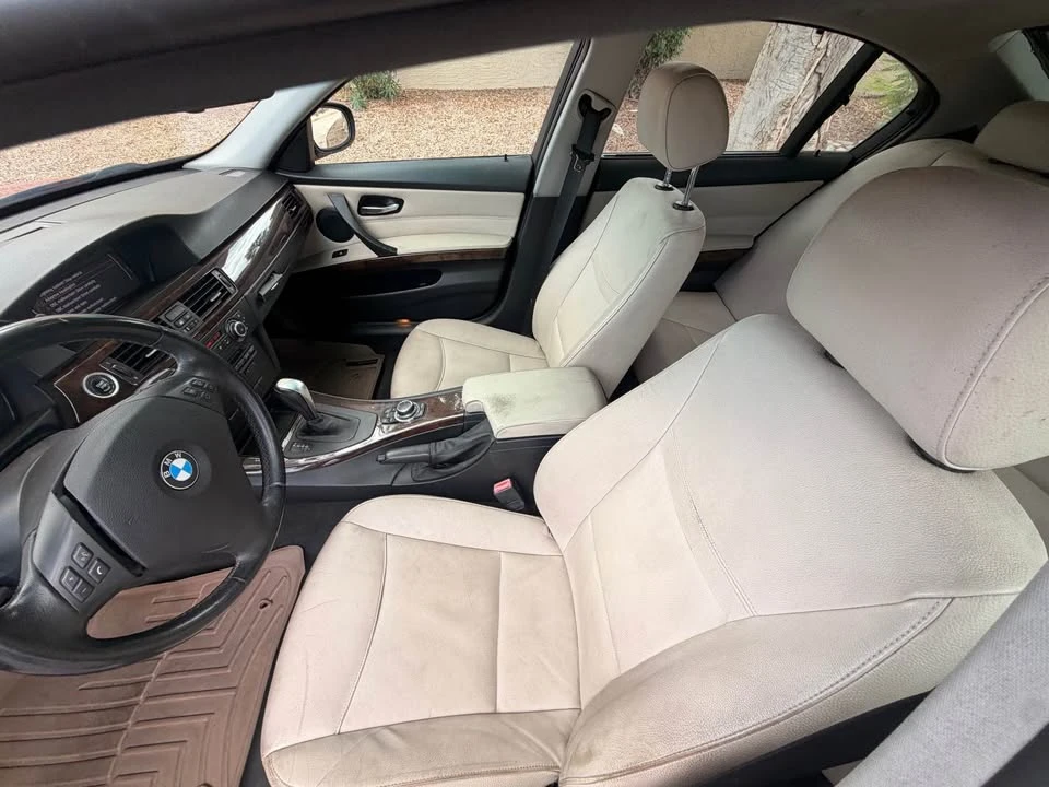 2011 BMW E90 3 Series Sedan - Image 15 of 19