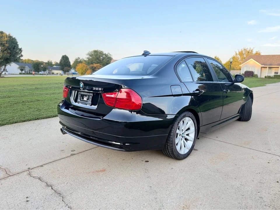 2011 BMW E90 3 Series Sedan - Image 7 of 14